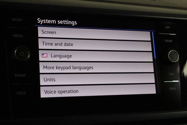 Used 2022 Volkswagen Taos SE image 37