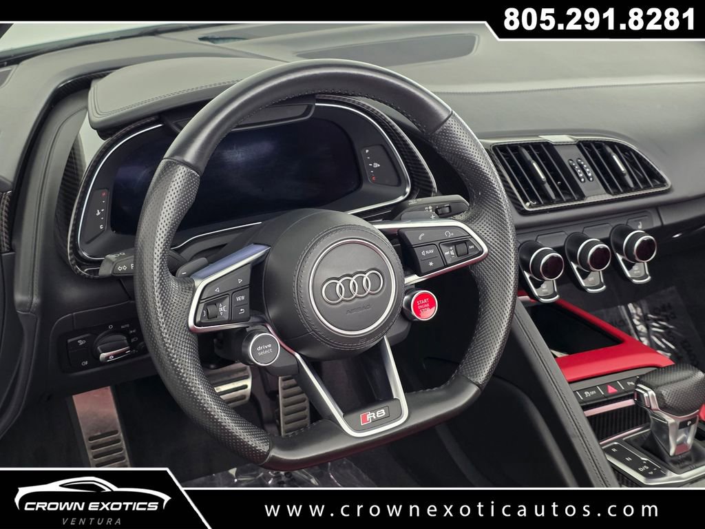 Used 2022 Audi R8 V10 w/ Carbon Exterior Package RWD image 33