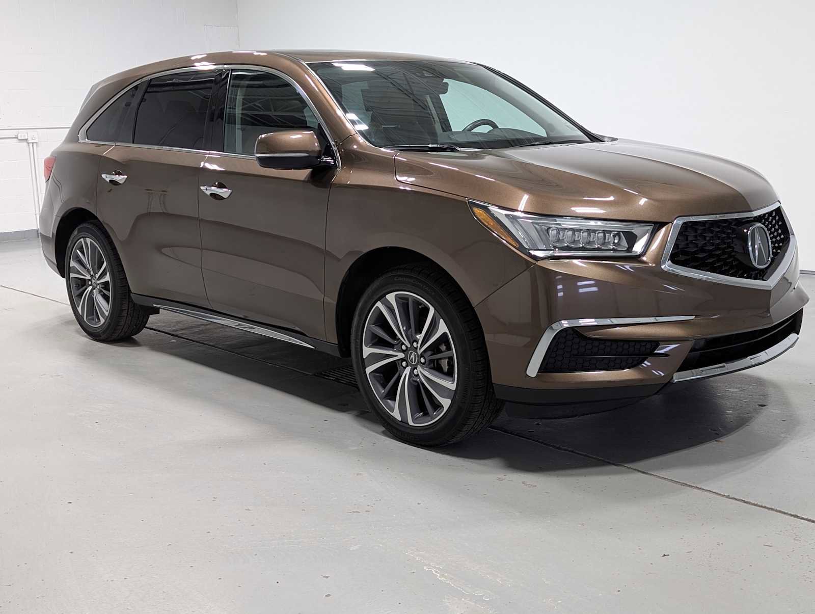 Used 2019 Acura MDX w/Technology Pkg image 2