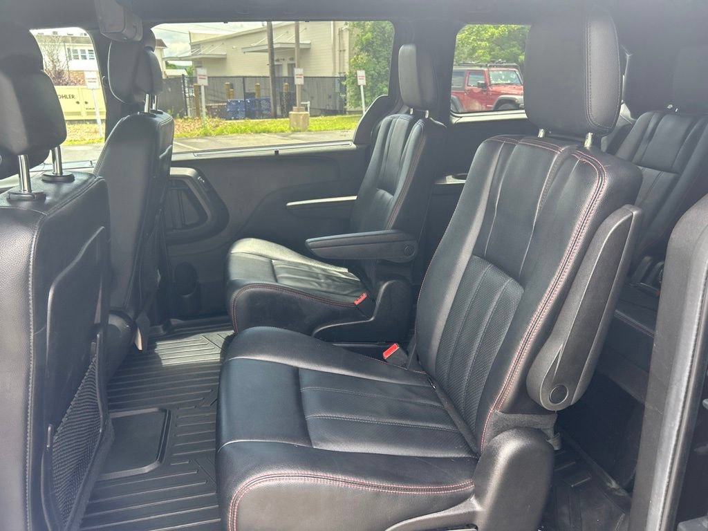 Used 2019 Dodge Grand Caravan GT FWD image 28