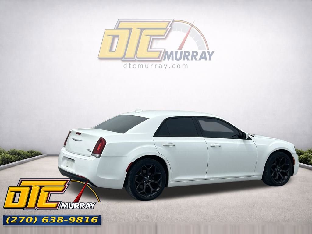 Used 2019 Chrysler 300 S RWD image 1