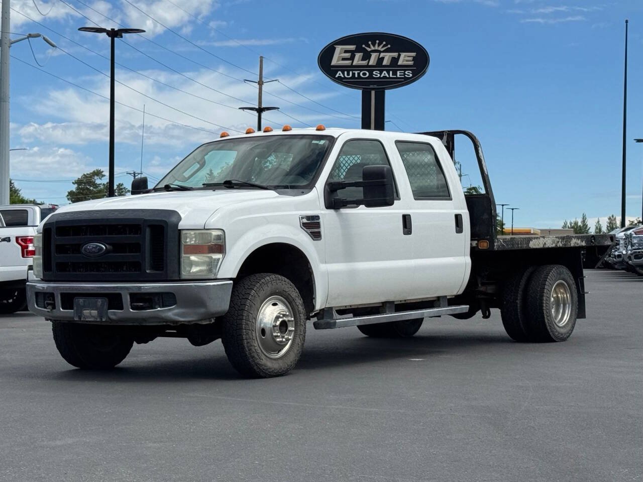 Used 2009 Ford F350 4x4 Crew Cab DRW Super Duty image 1