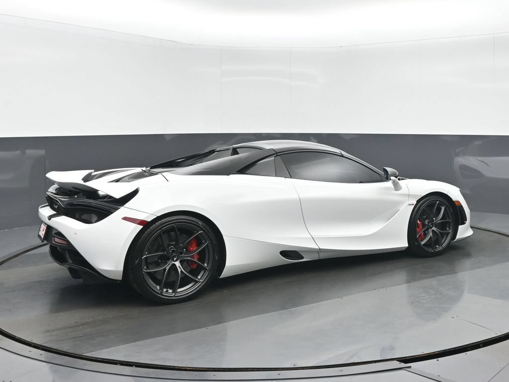 Used 2020 McLaren 720S Performance RWD image 3