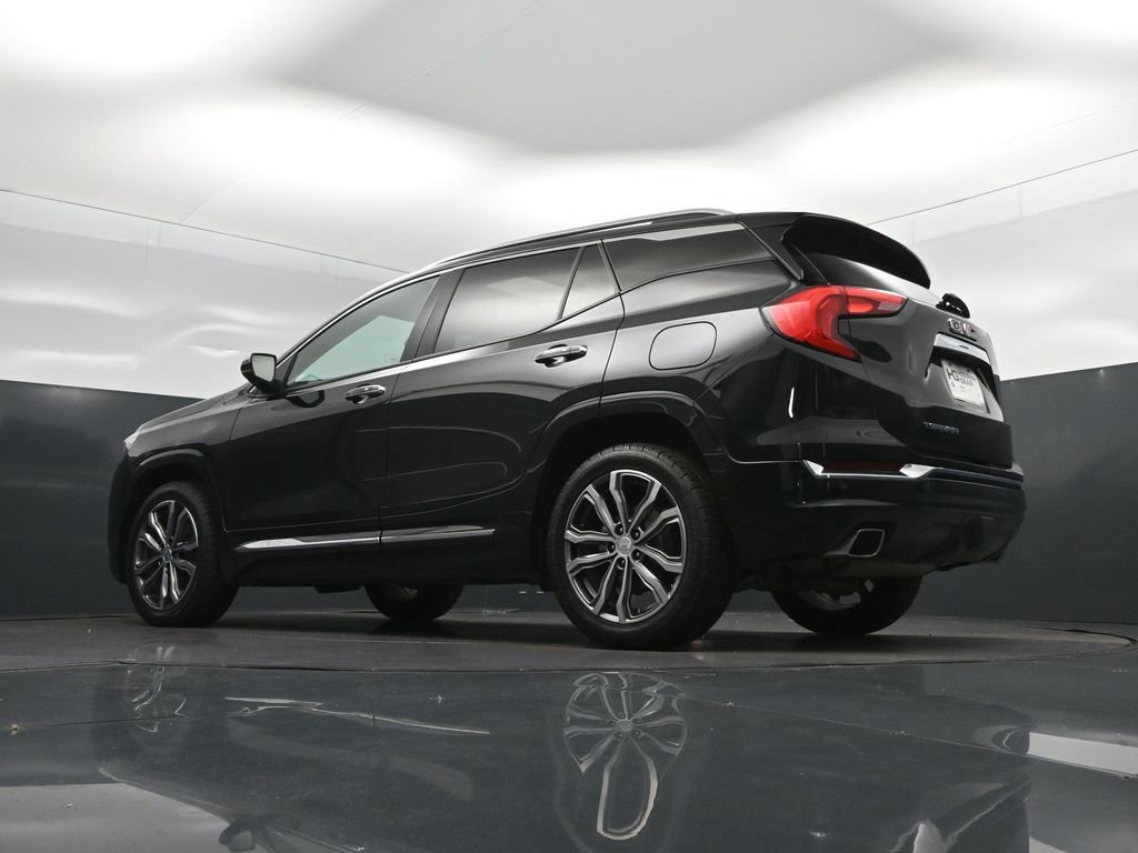 Used 2018 GMC Terrain Denali w/ Advanced Safety Package FWD image 40