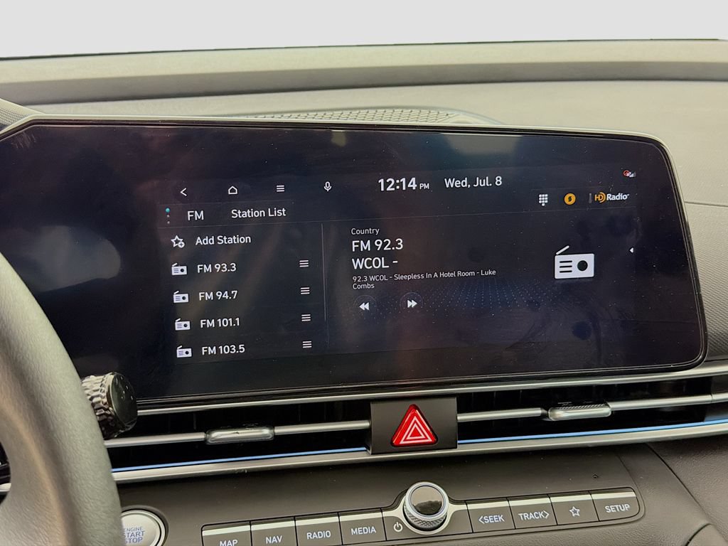 Used 2024 Hyundai Elantra SEL FWD image 35