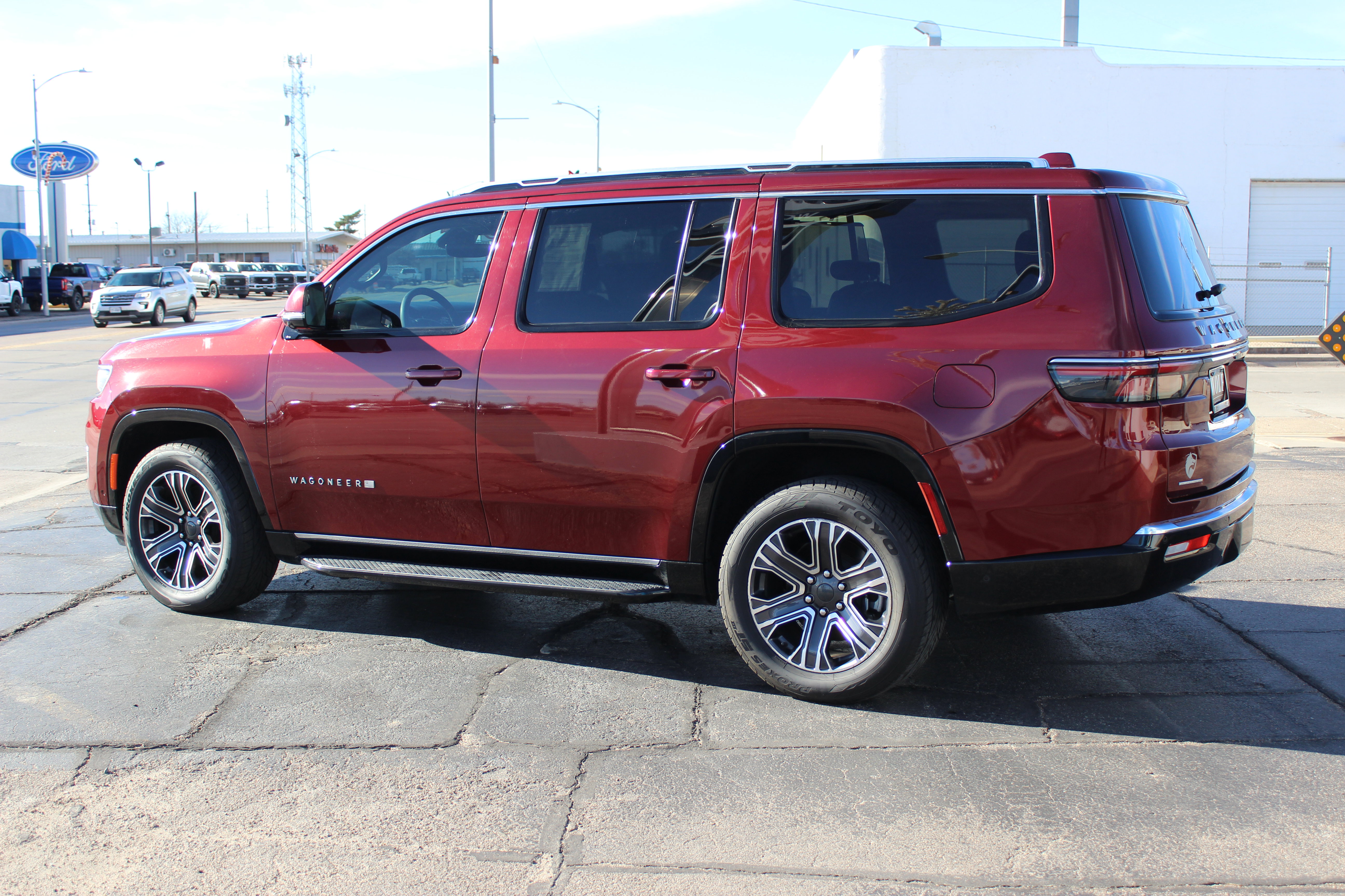 Used 2022 Jeep Wagoneer Series III w/ Convenience Group I image 3