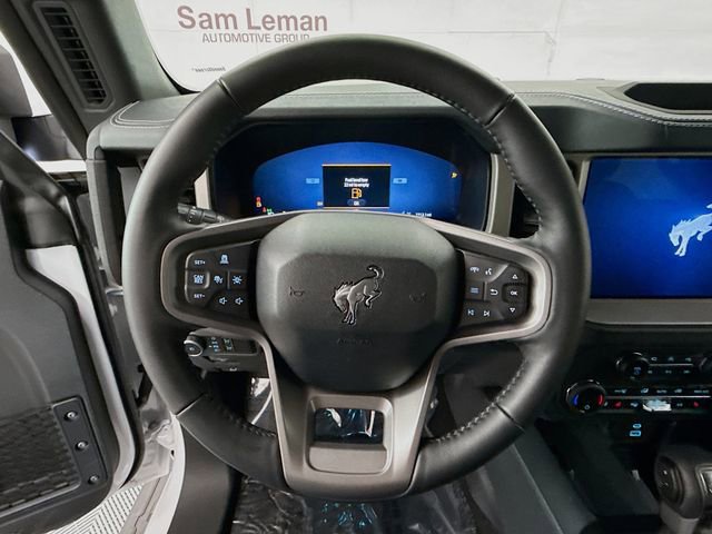 Used 2025 Ford Bronco Outer Banks image 11