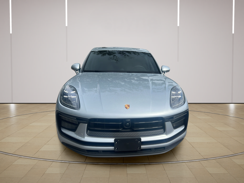 Certified 2025 Porsche Macan S AWD/4WD image 10