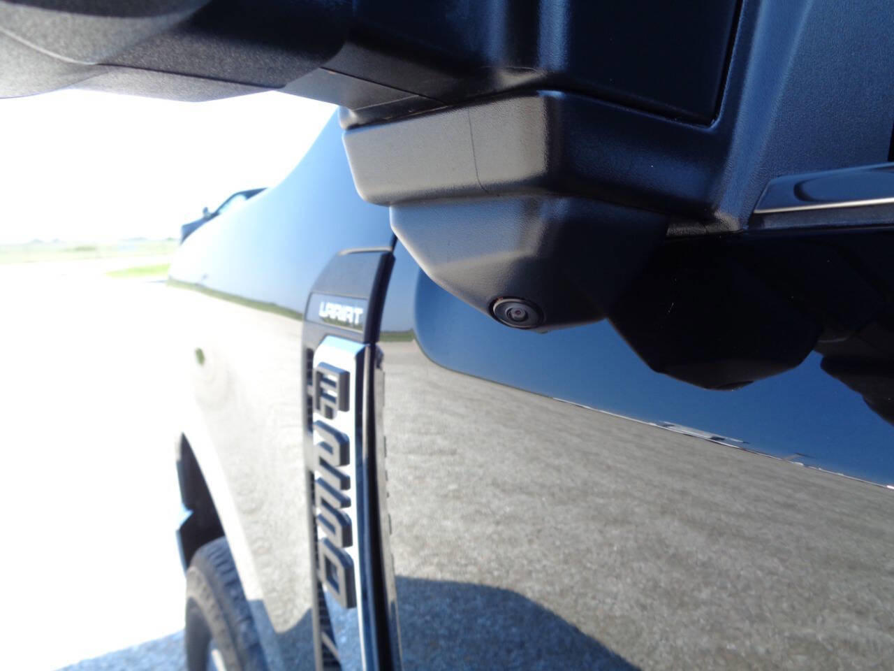 Used 2024 Ford F250 Lariat w/ Chrome Package image 16