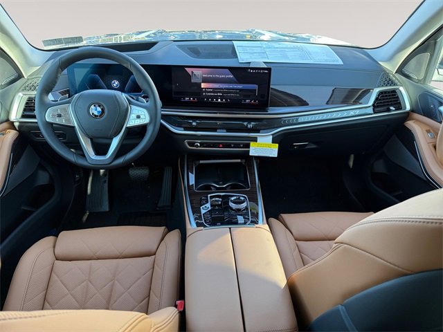 New 2026 BMW X7 xDrive40i w/ Premium Package image 10