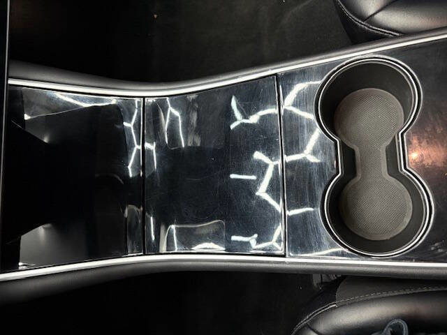 Used 2018 Tesla Model 3 Long Range image 15