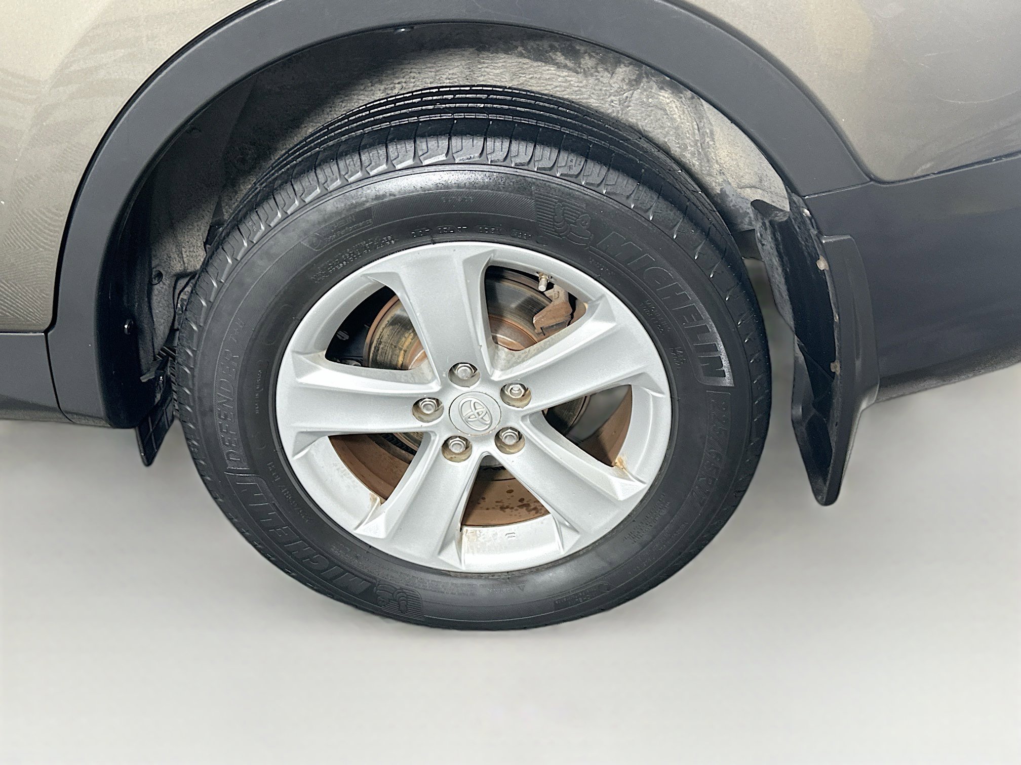 Used 2013 Toyota RAV4 XLE image 11