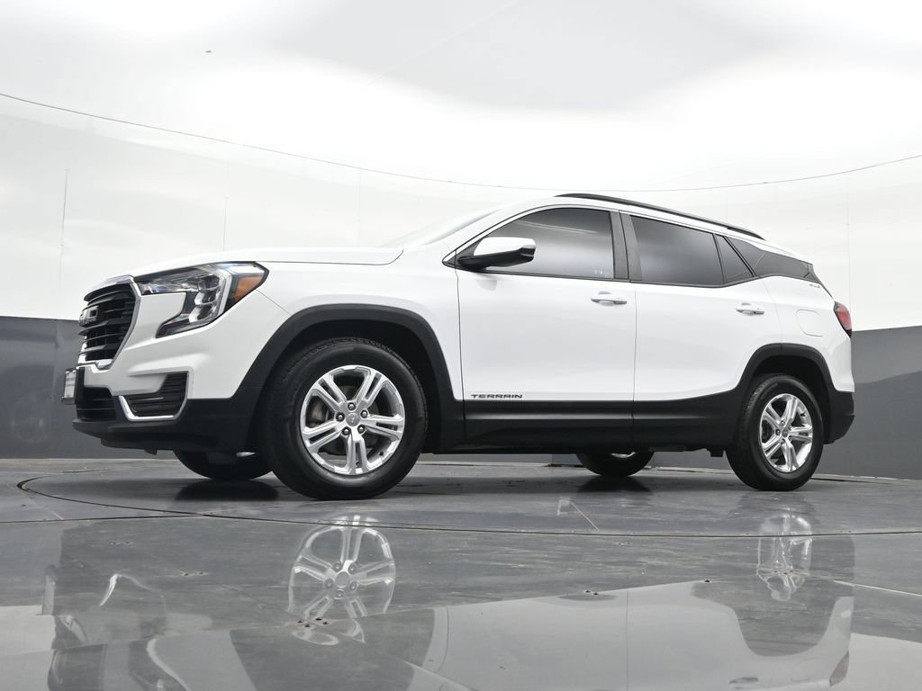 Certified 2024 GMC Terrain SLE w/ Driver Convenience Package FWD image 30