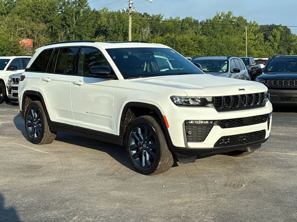 New 2026 Jeep Grand Cherokee Limited AWD/4WD image 2