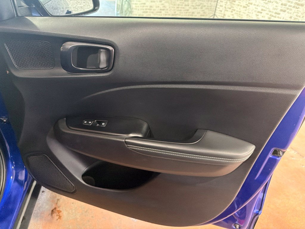Certified 2024 Hyundai Venue Limited FWD image 11