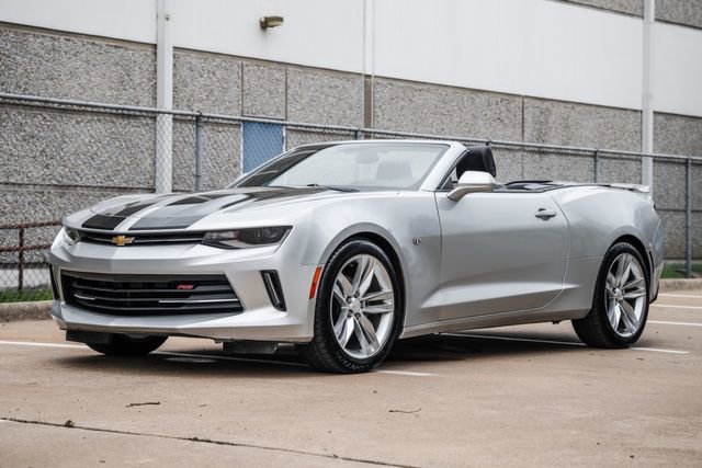 Used 2016 Chevrolet Camaro LT RWD image 6