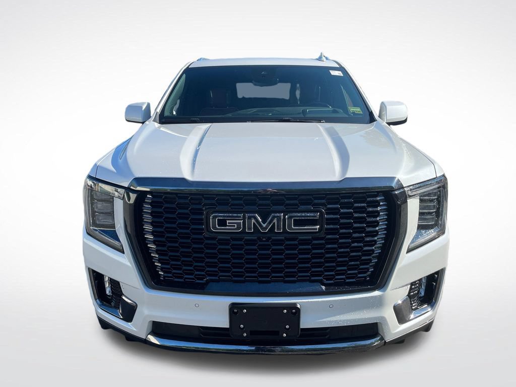 Used 2023 GMC Yukon XL Denali Ultimate AWD/4WD image 9