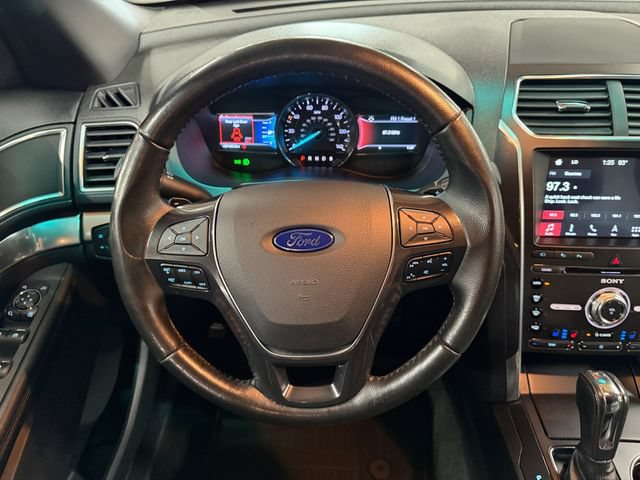 Used 2017 Ford Explorer Limited w/ Equipment Group 301A AWD/4WD image 22