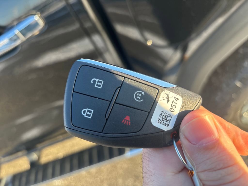 Used 2023 GMC Canyon Denali w/ Denali Black Edition image 35