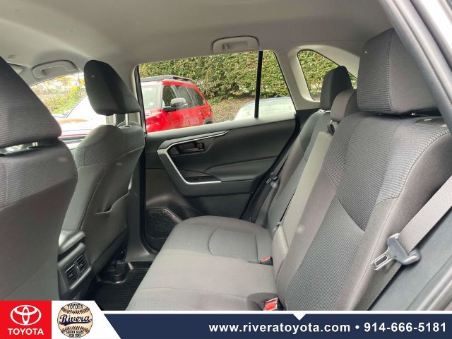 Certified 2024 Toyota RAV4 LE AWD/4WD image 12