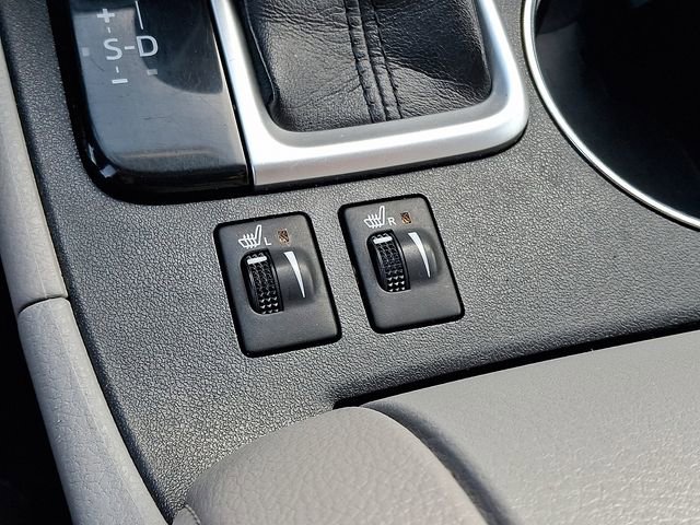 Used 2019 Toyota Highlander XLE AWD/4WD image 26