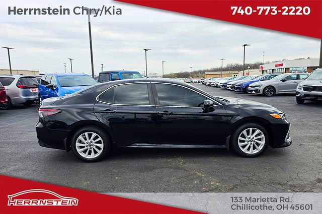 Used 2022 Toyota Camry LE FWD image 28