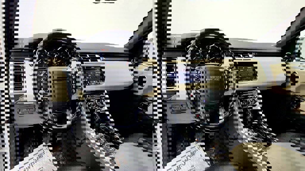 Used 2017 Land Rover Range Rover Sport HSE image 13