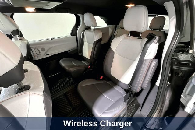 Used 2022 Toyota Sienna XSE AWD/4WD image 29