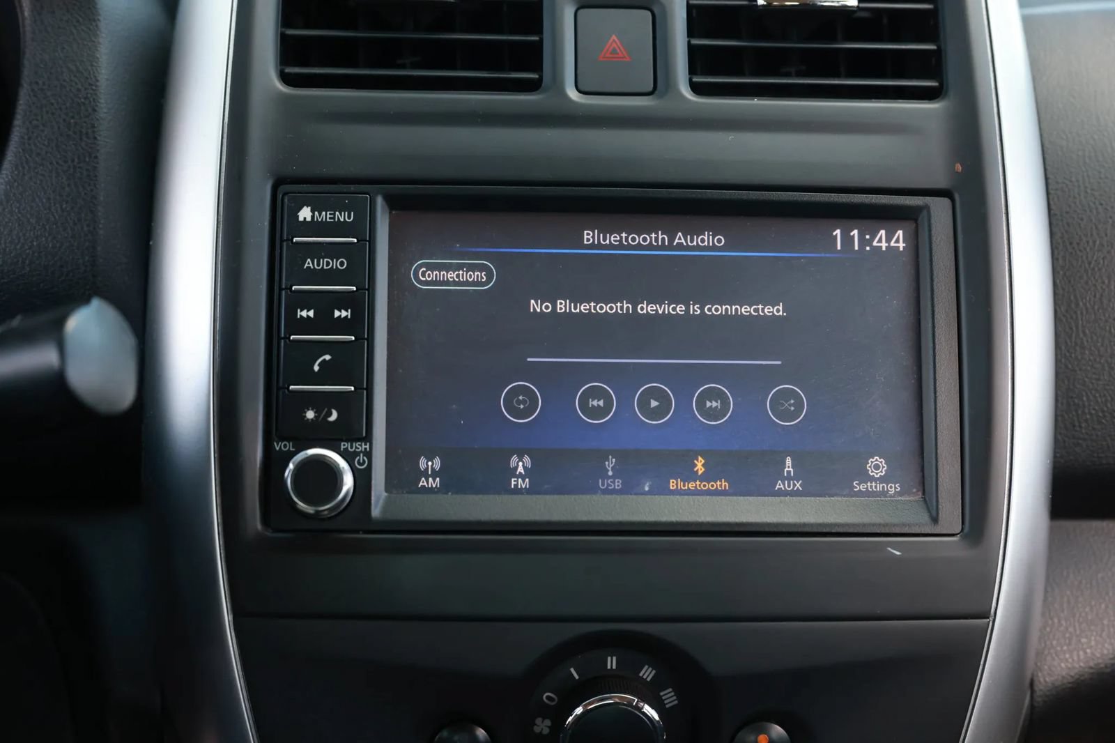 Used 2019 Nissan Versa SV FWD image 35