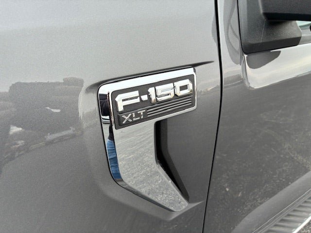 Used 2022 Ford F150 XLT w/ Equipment Group 302A High AWD/4WD image 11