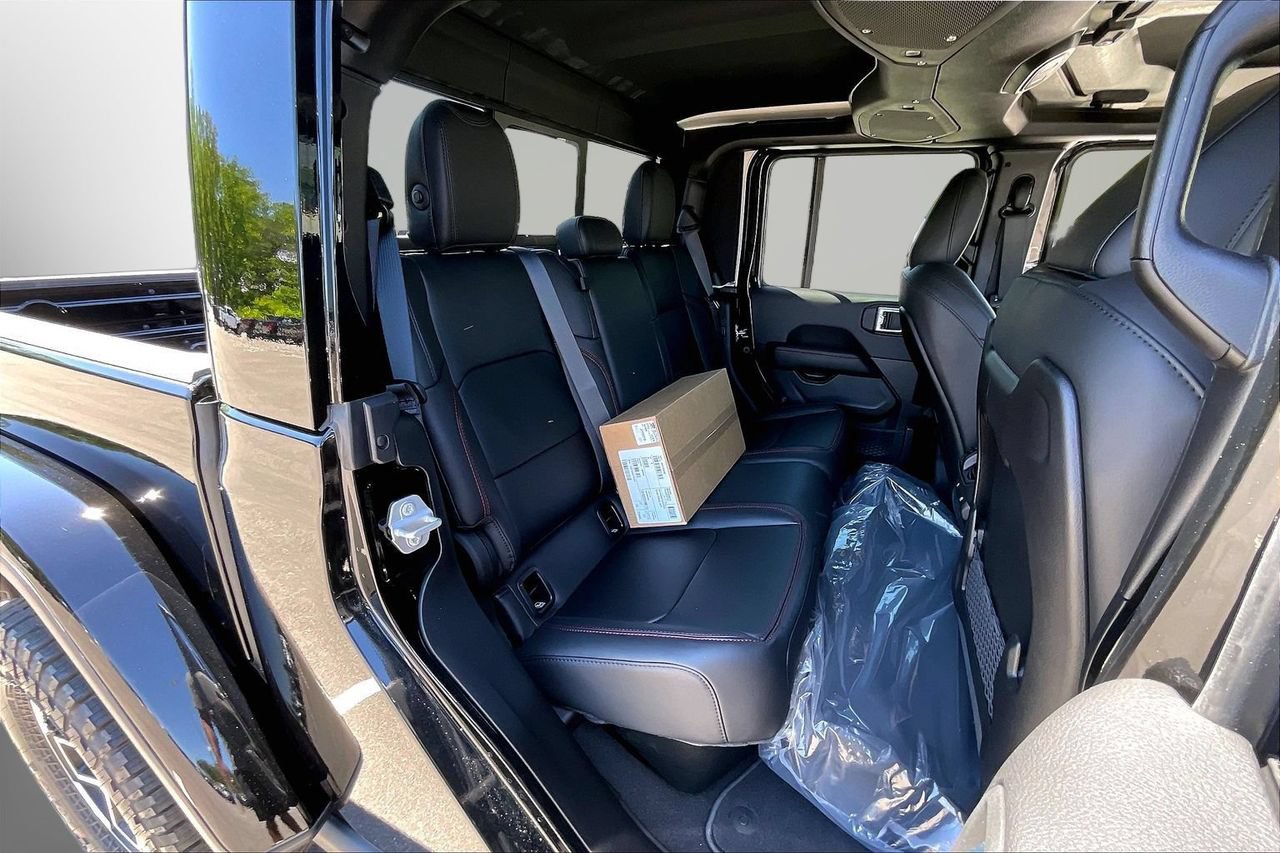 New 2026 Jeep Gladiator Rubicon AWD/4WD image 19