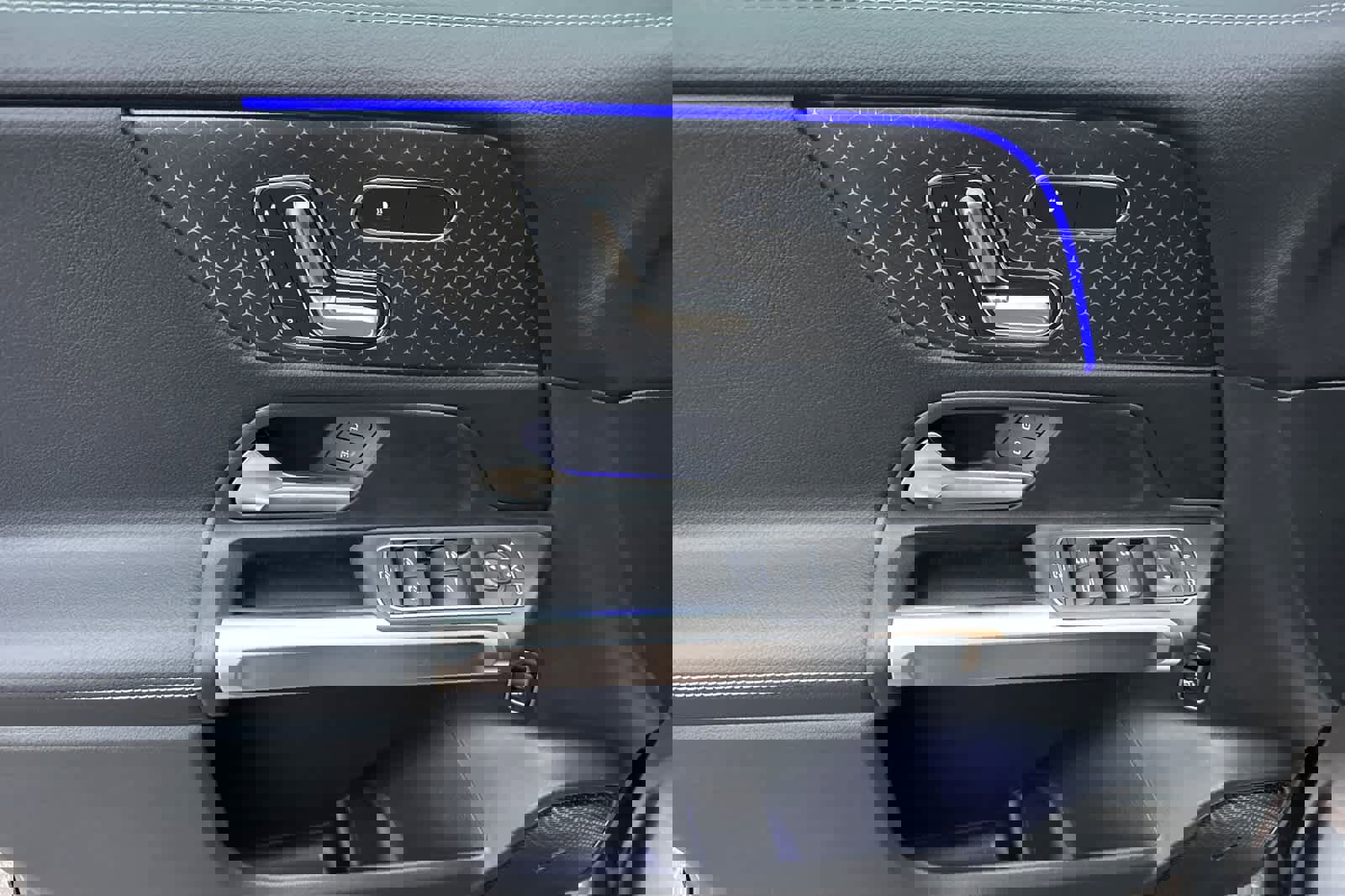 New 2026 Mercedes-Benz GLB 250 image 10