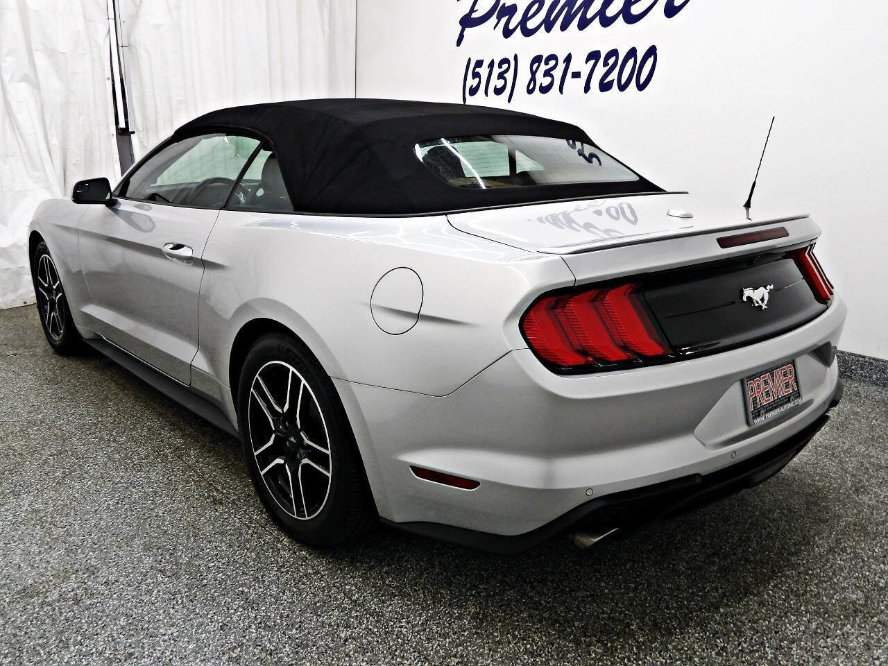 Used 2018 Ford Mustang Premium w/ Equipment Group 201A image 4