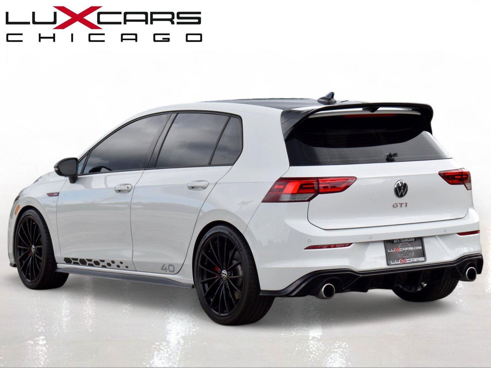 Used 2023 Volkswagen GTI 40th Anniversary Edition FWD image 8