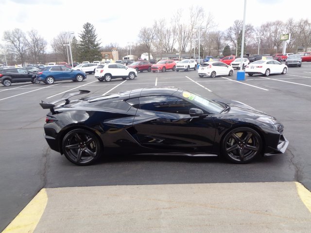 New 2024 Chevrolet Corvette Z06 w/ Z07 Performance Package image 6