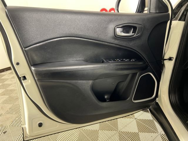 Used 2019 Jeep Compass Altitude image 12