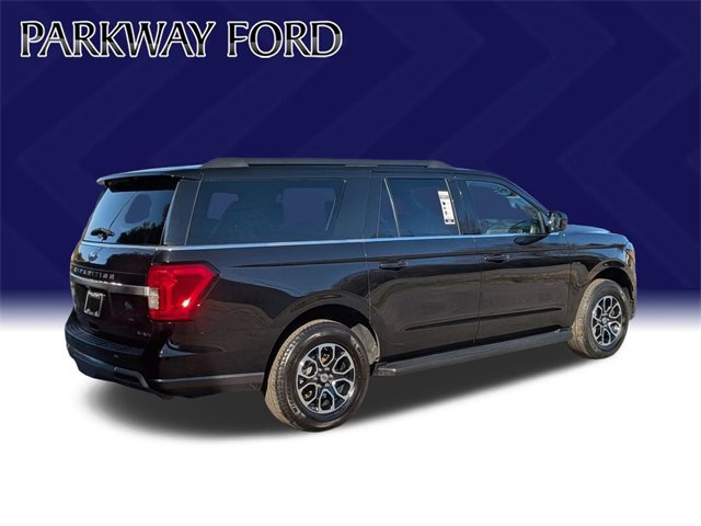 Used 2024 Ford Expedition Max XLT image 5