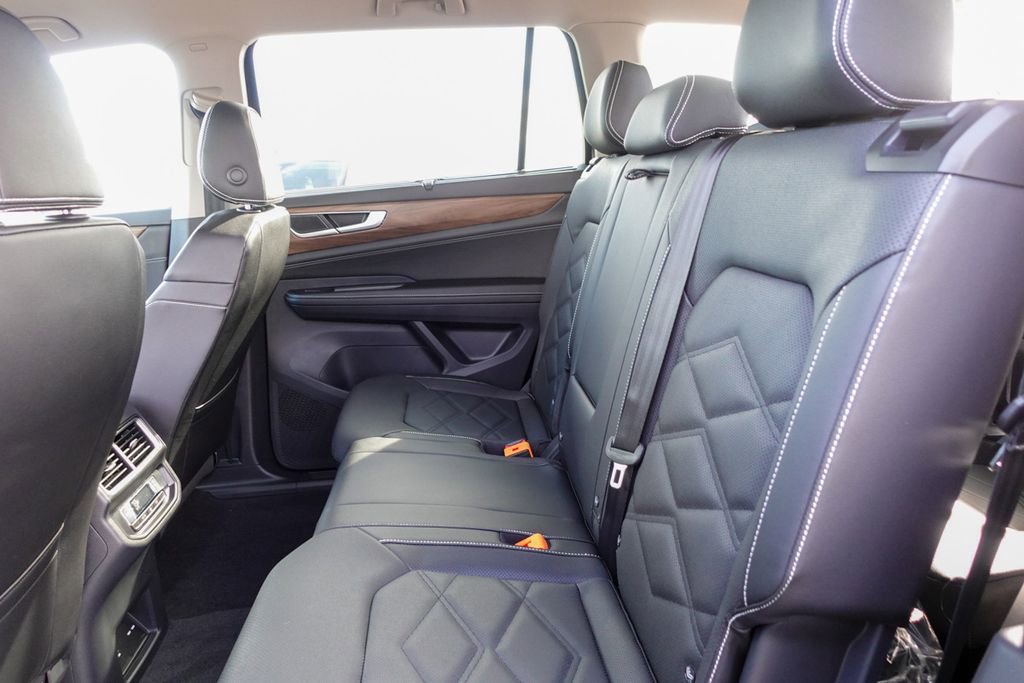 New 2026 Volkswagen Atlas SE image 26