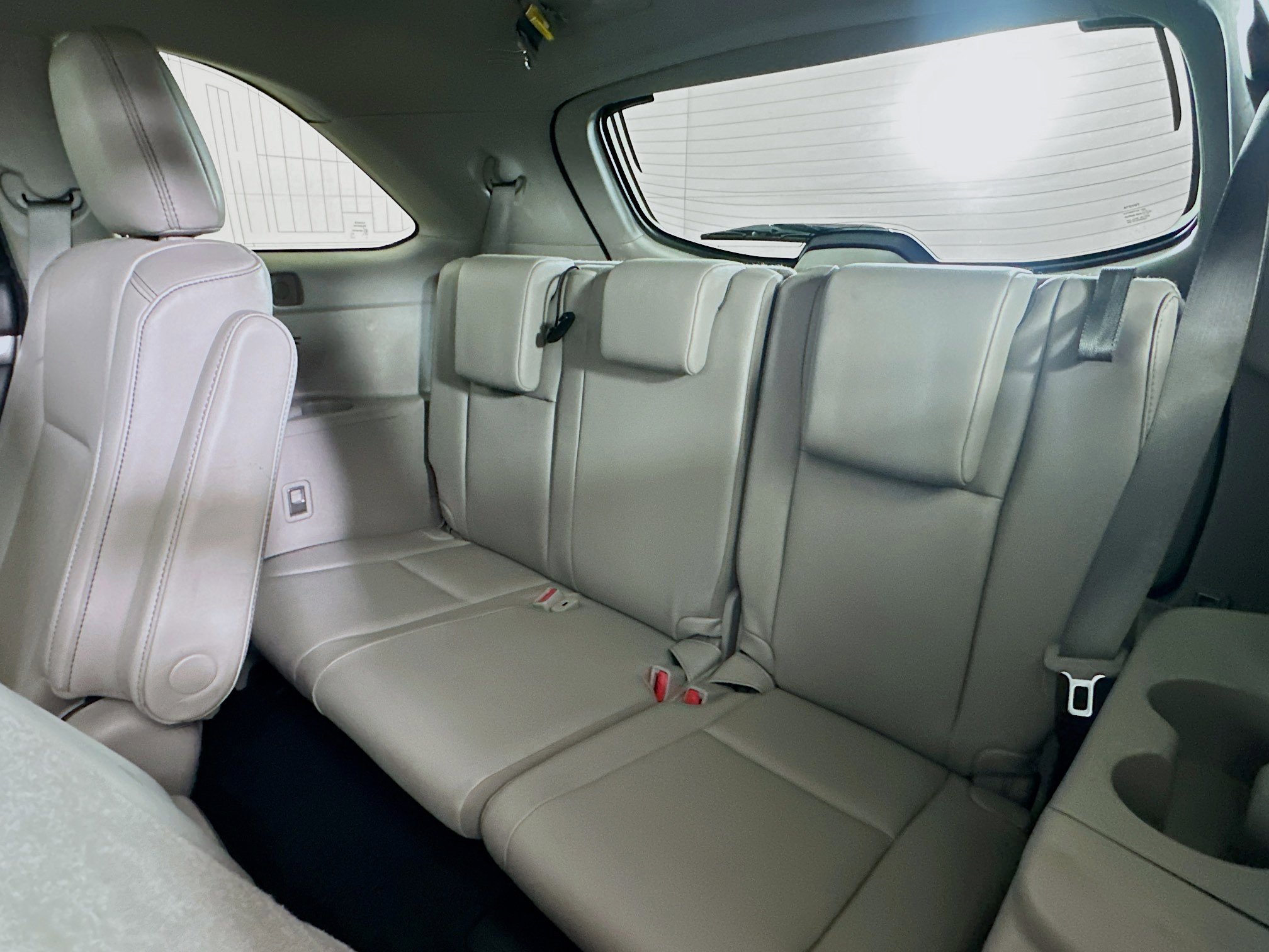 Used 2019 Toyota Highlander XLE FWD image 30