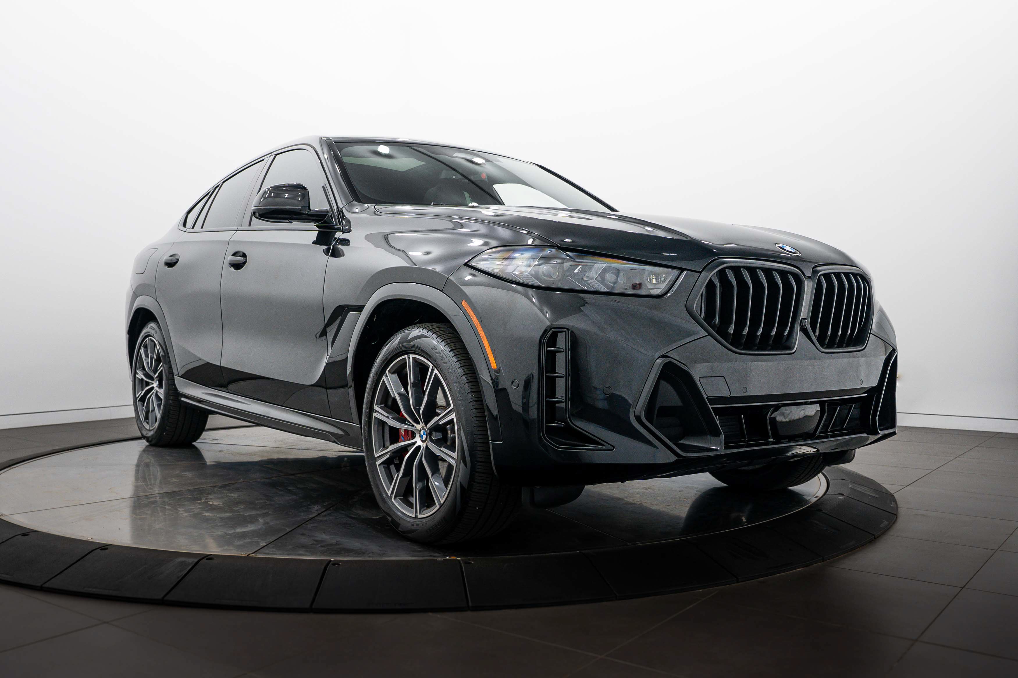 Used 2024 BMW X6 xDrive40i w/ Premium Package AWD/4WD image 9