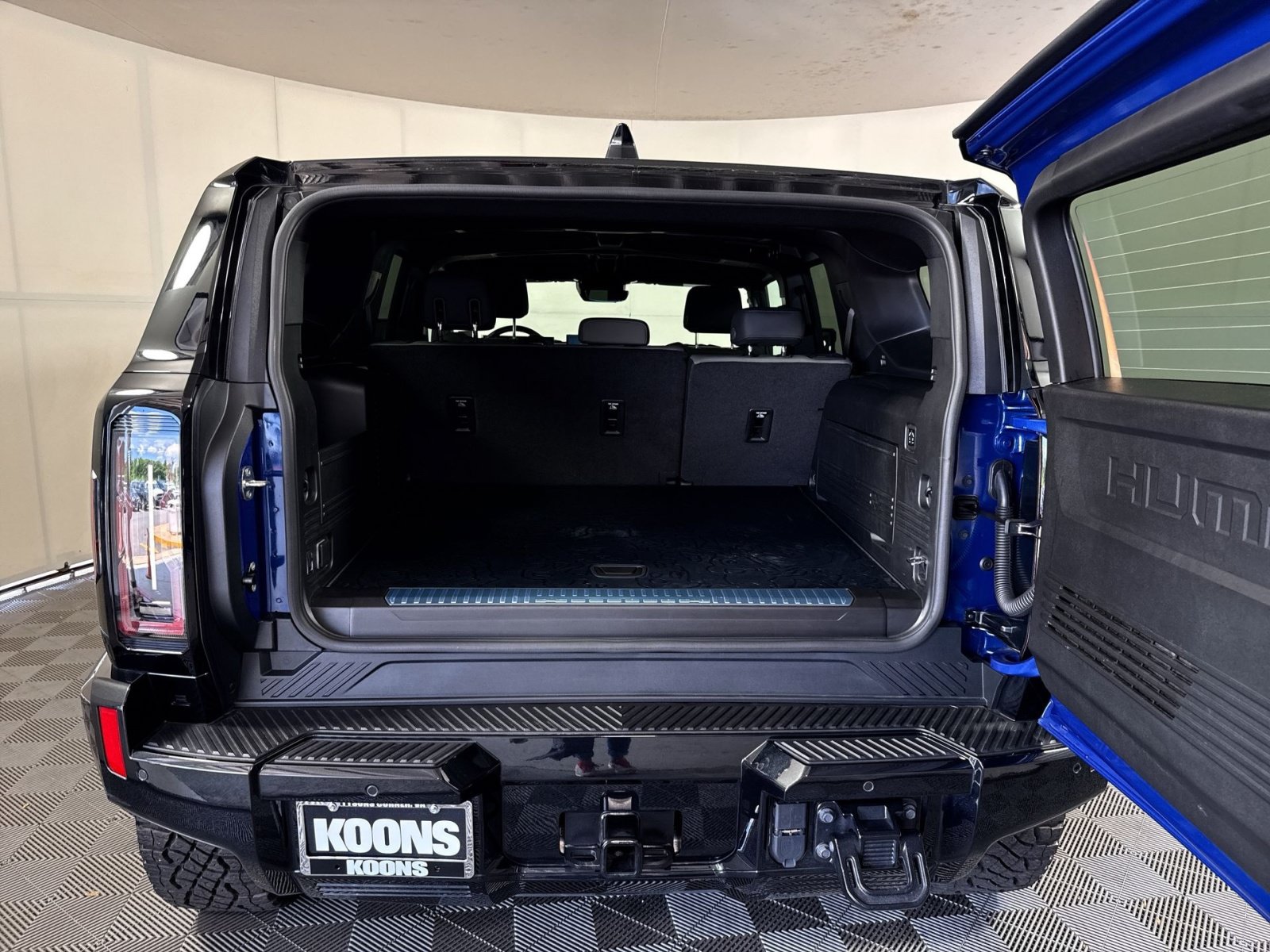 Used 2024 GMC Hummer EV 2X w/ Extreme Off-Road Package AWD/4WD image 26