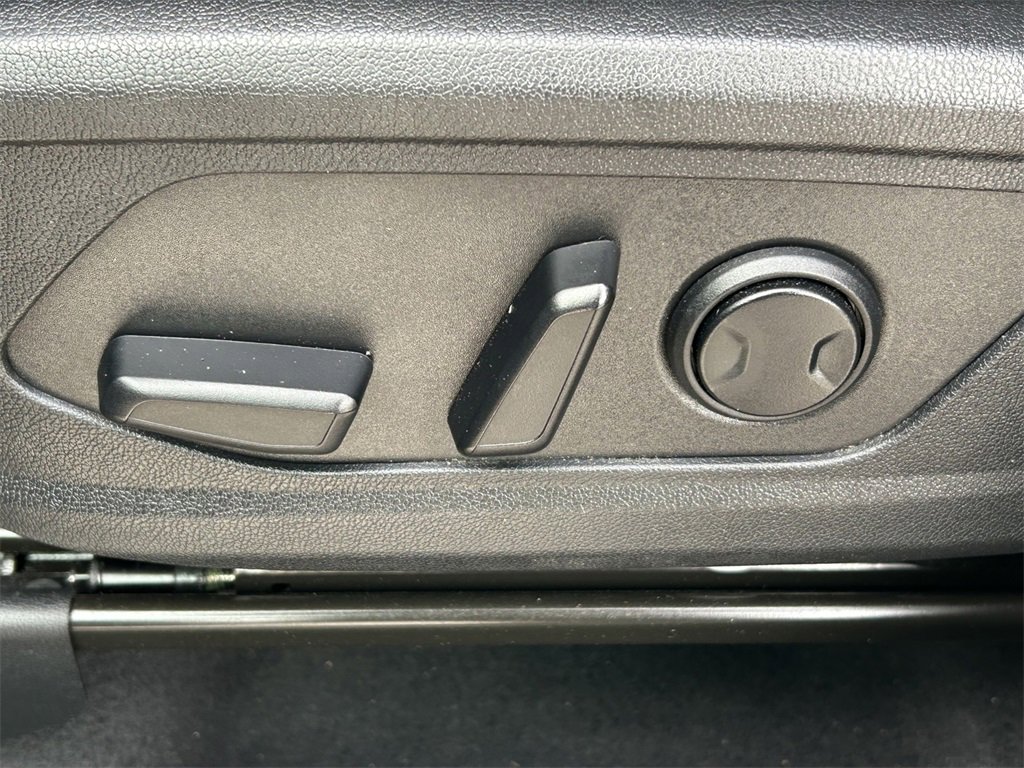 Used 2025 Kia Sorento S w/ Panoramic Sunroof Package image 24