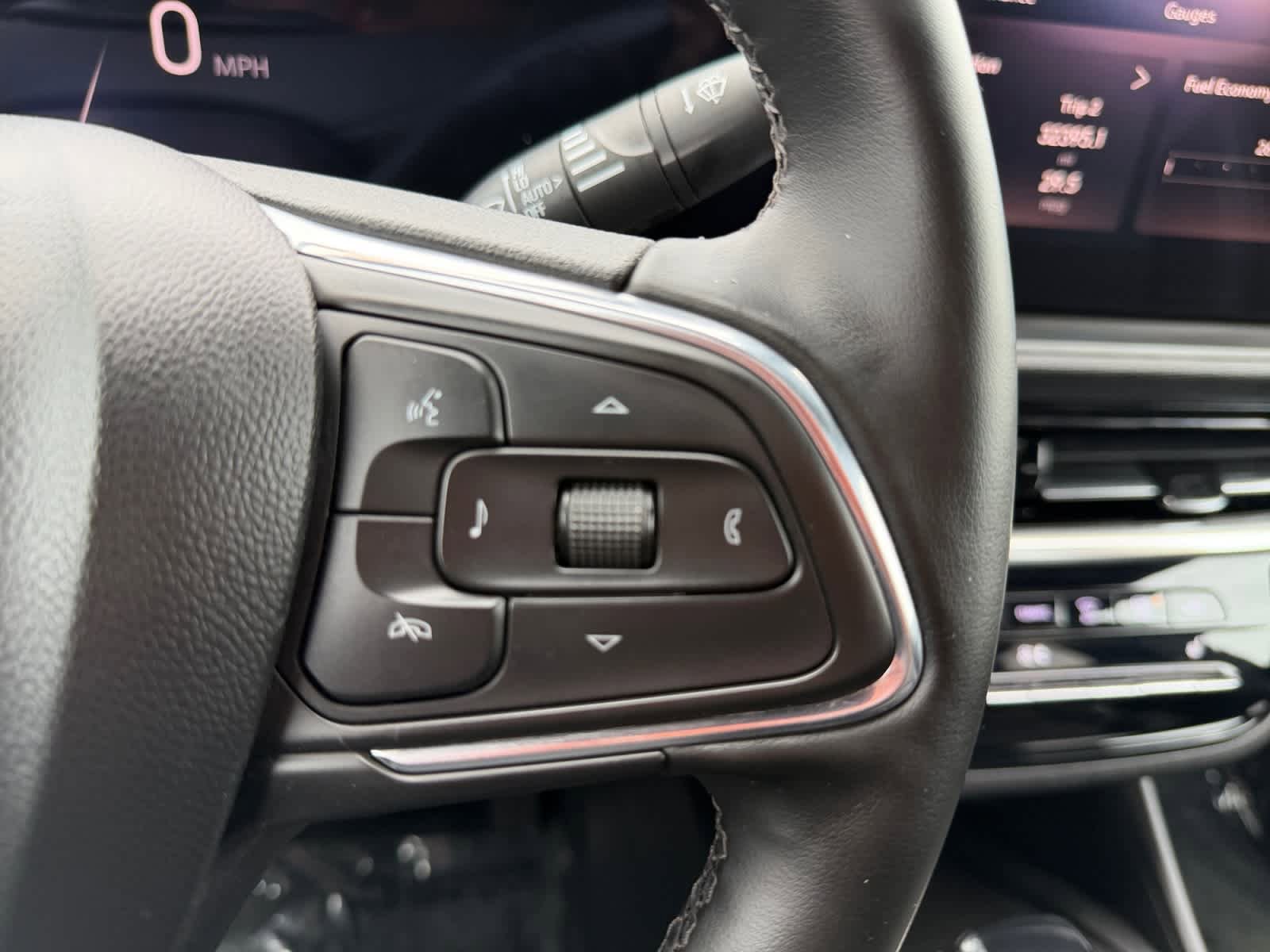 Used 2024 Buick Envista Avenir image 21