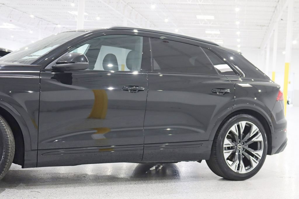 Used 2025 Audi Q8 Prestige AWD/4WD image 4
