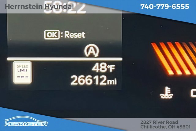 Used 2024 Kia Sorento S w/ Panoramic Sunroof Package image 7