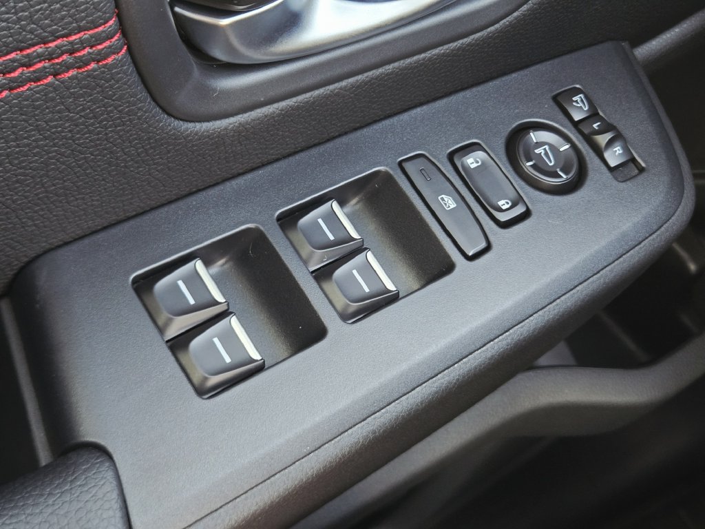 New 2026 Honda Pilot Black Edition image 17