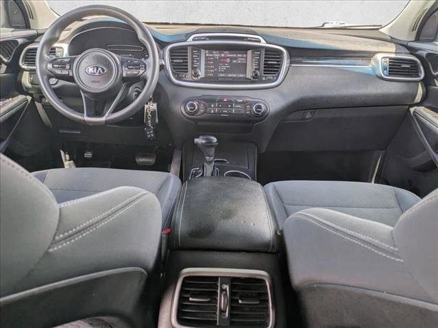 Used 2018 Kia Sorento LX image 17