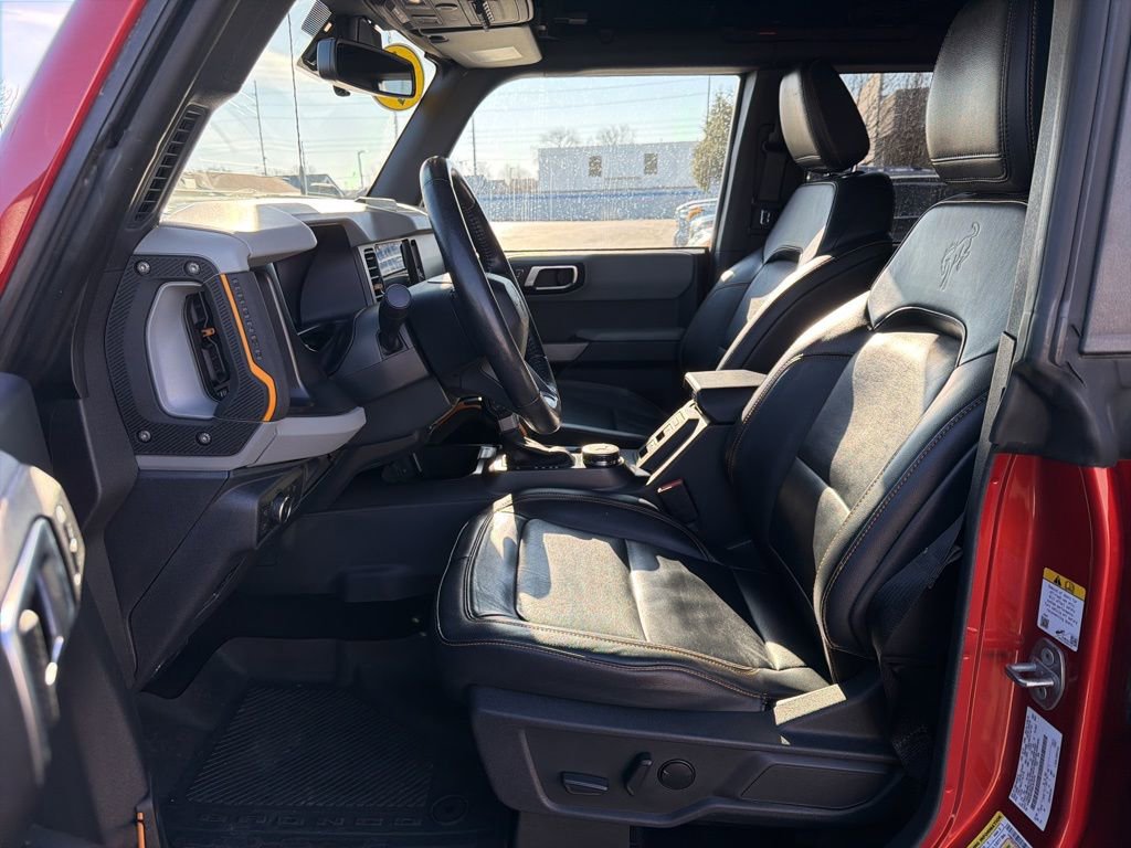 Used 2022 Ford Bronco Badlands image 17