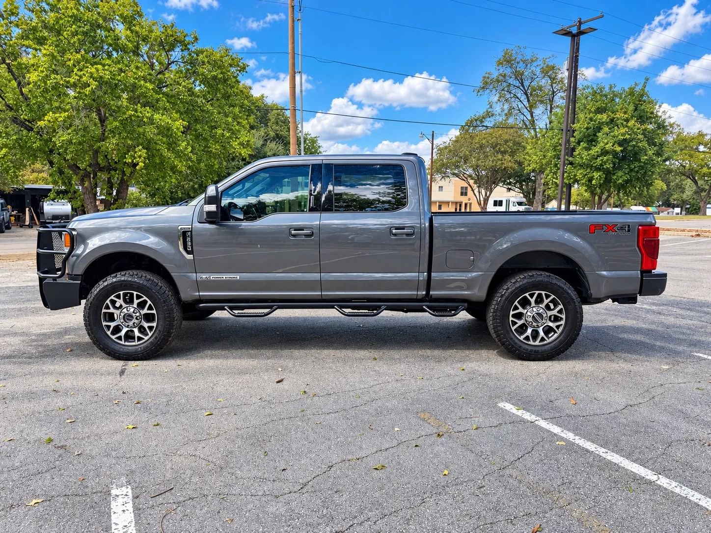 Used 2021 Ford F250 Lariat w/ FX4 Off-Road Package AWD/4WD image 9