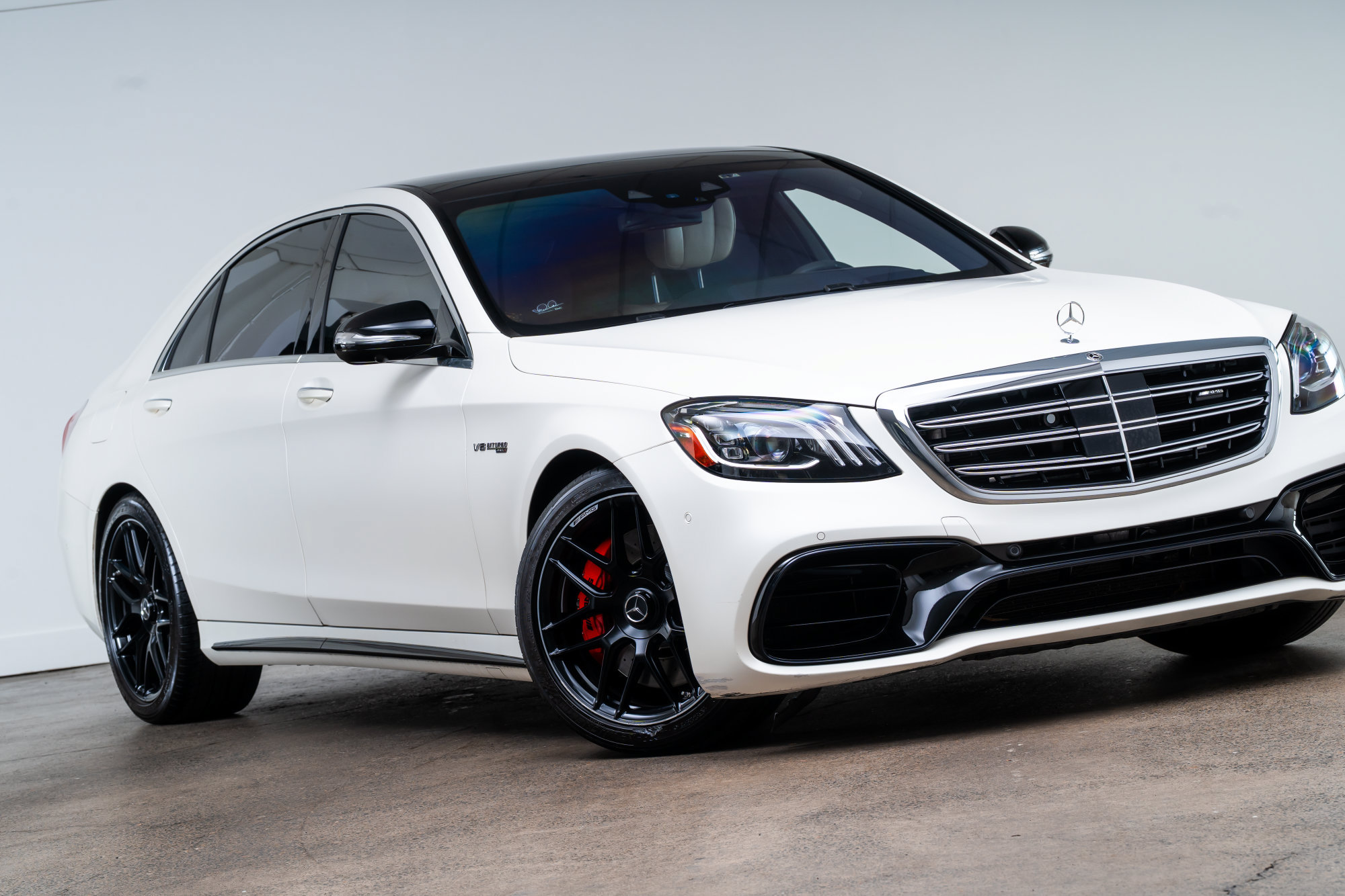 Used 2020 Mercedes-Benz S 63 AMG 4MATIC Sedan image 2